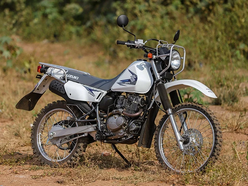 Location Suzuki DR250 au Maroc — Keni Rides